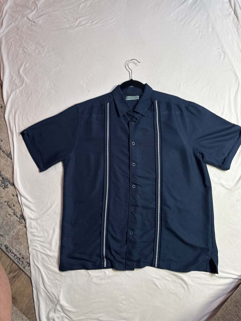Cubavera Navy Blue Short Sleeve Embroidered Guayabera Shirt Size L